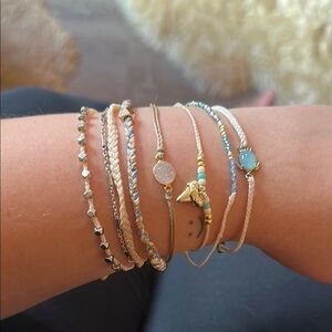 Cream and blue pura vida (7)